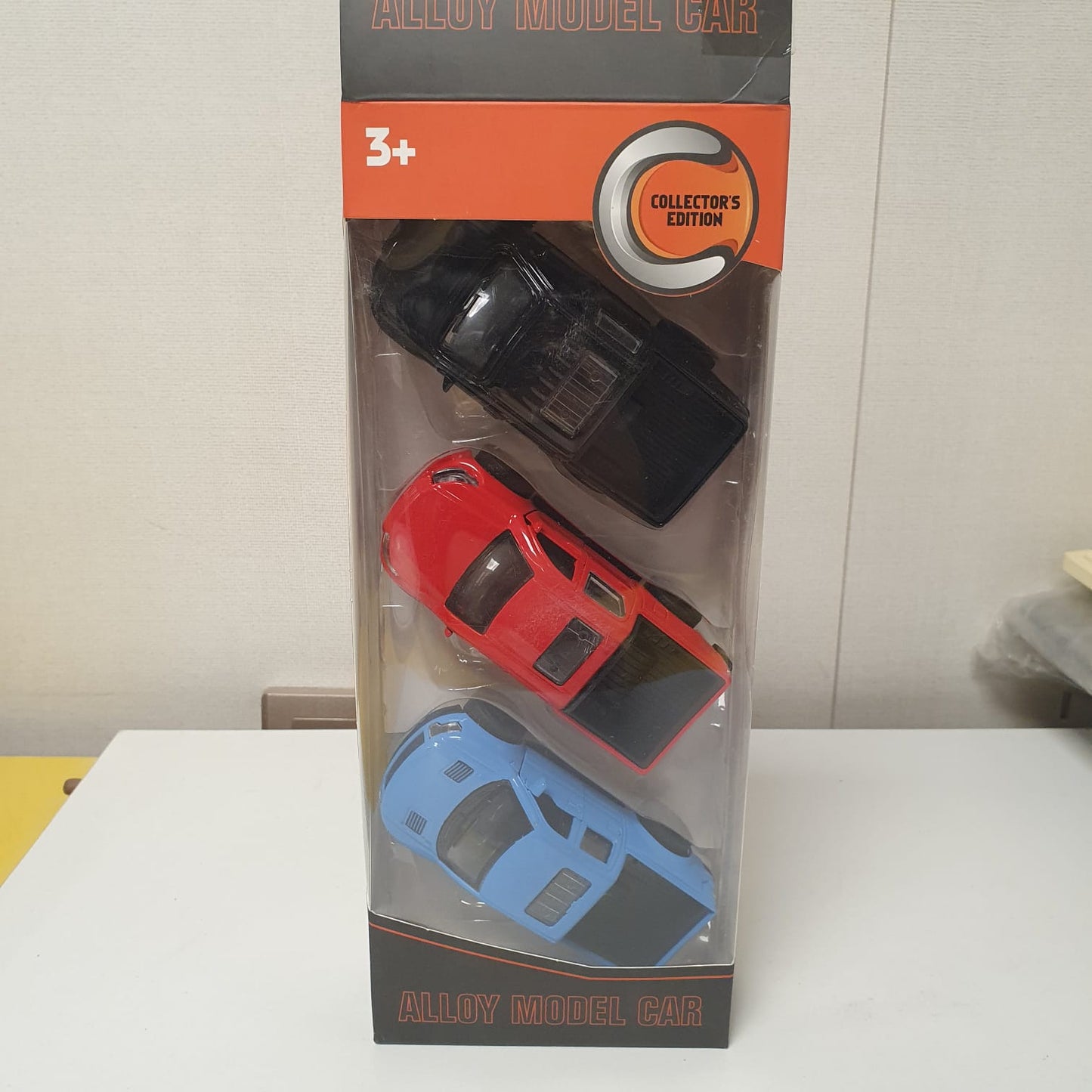 Collector Addition 3 Pcs Alloy Car Set, 1