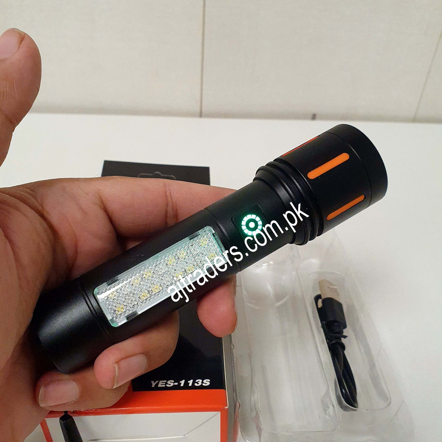 Multifunctional Zoom Flash light, 21530