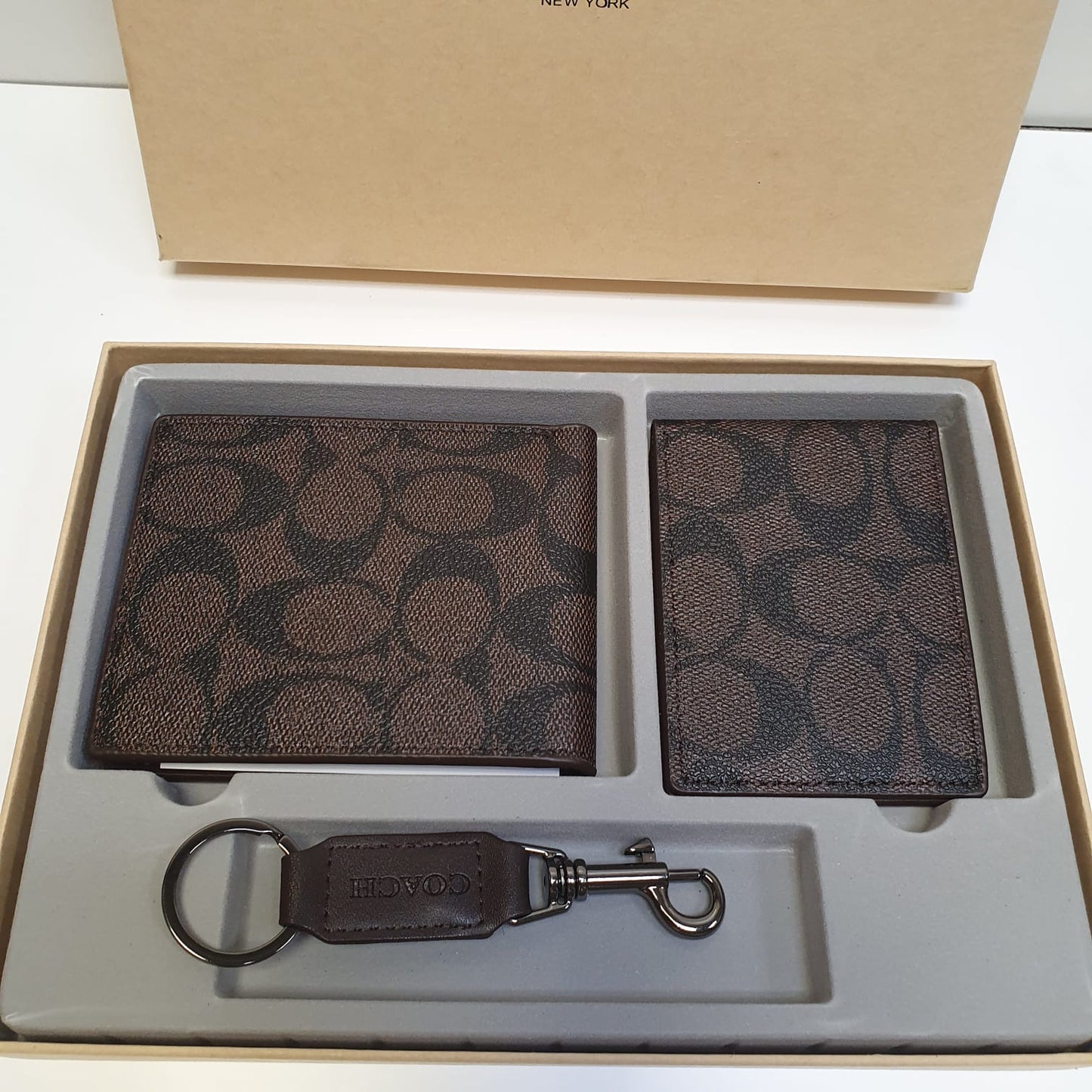 Coach gents wallet gift pack
