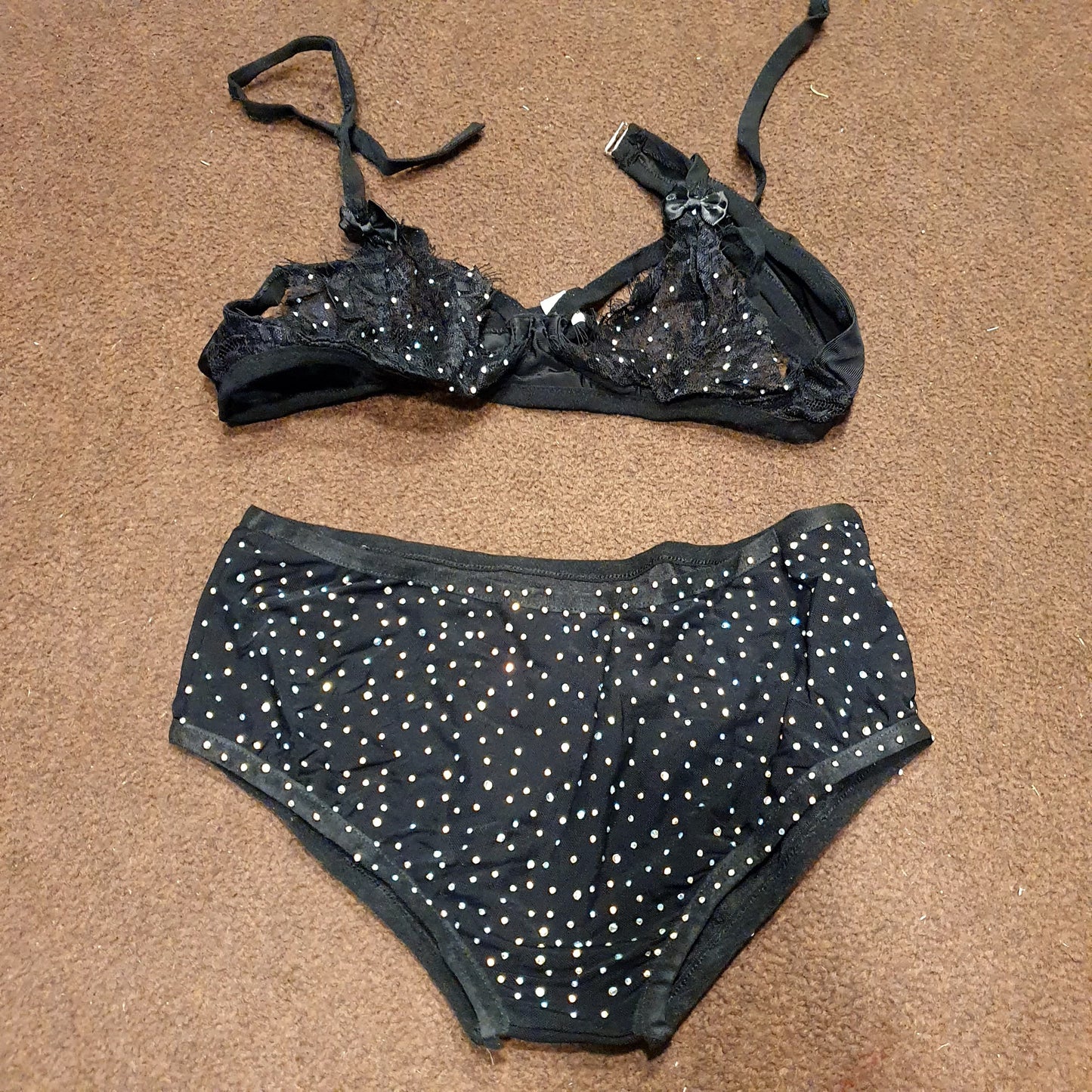 Ladies undergarments