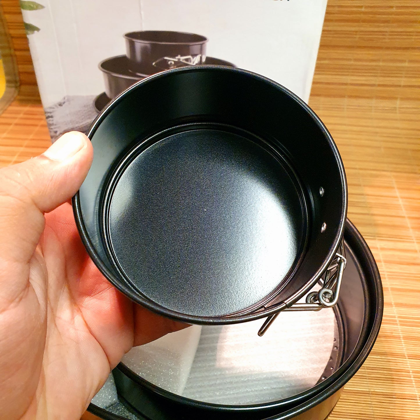 Spring Foam Baking Cake Pan Set pack of 3