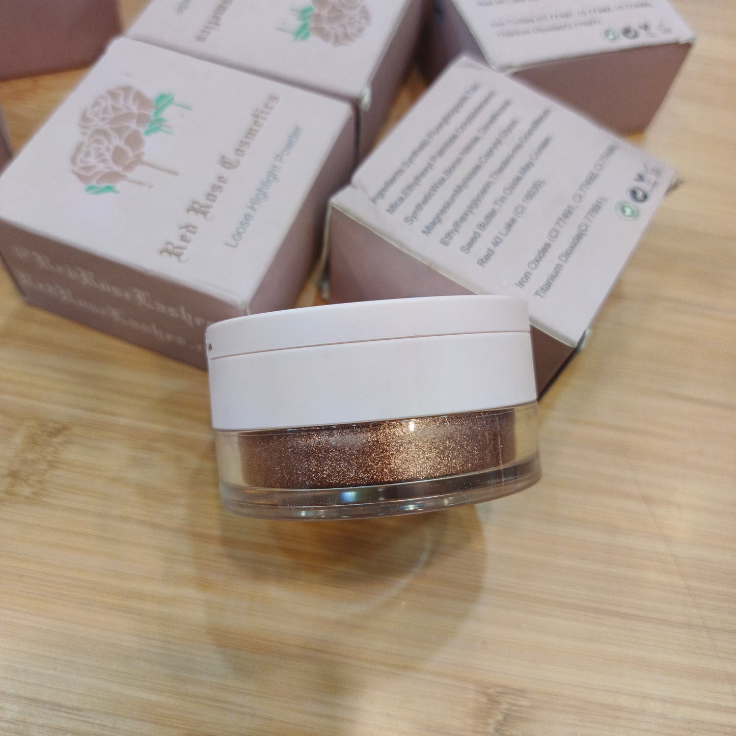 Red rose lose highlighter powder