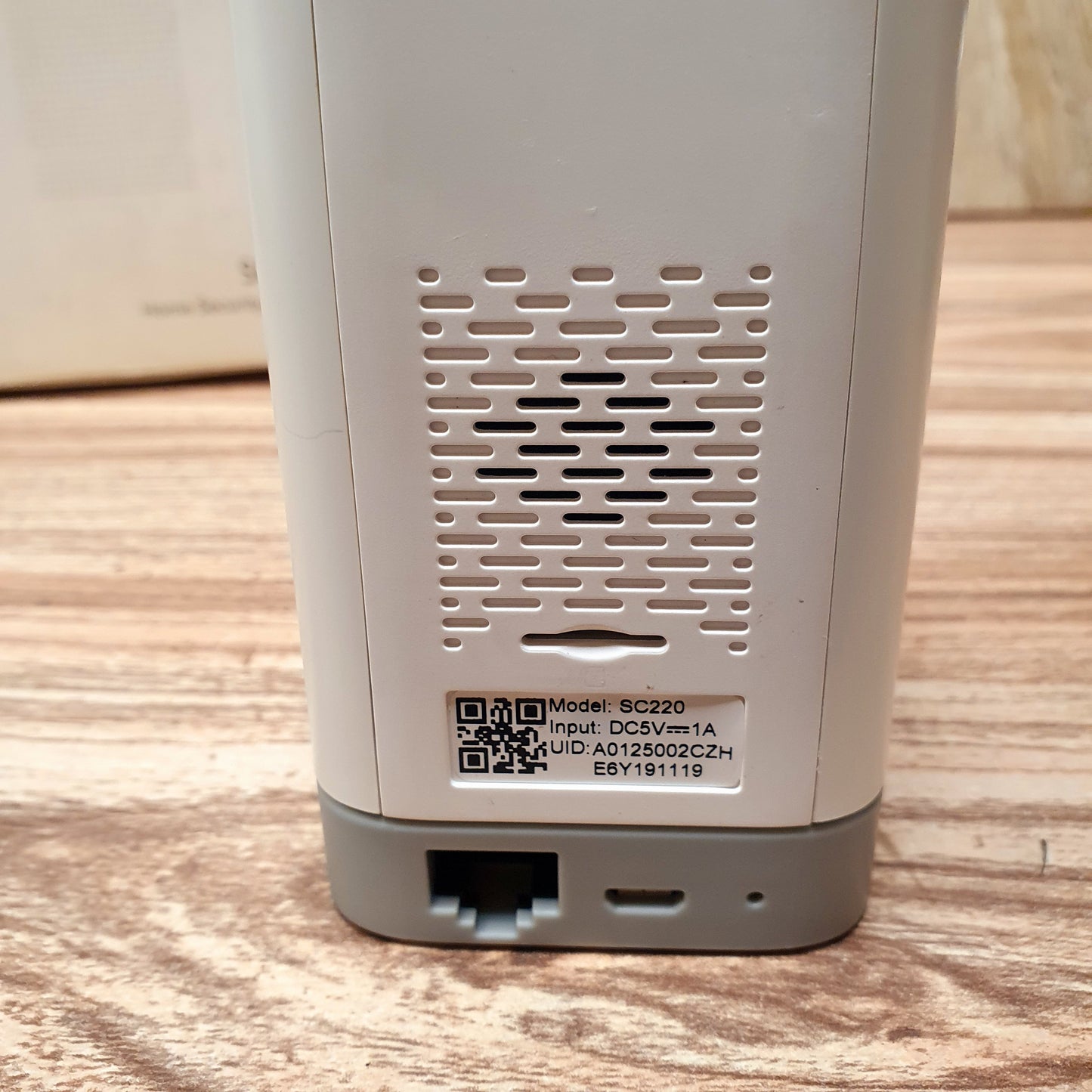 Victure Full HD Wireless Indoor Security Camera 360° Rotation.