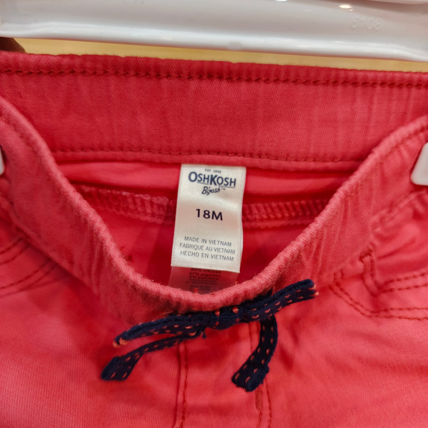 Carters strechable 18 month pent