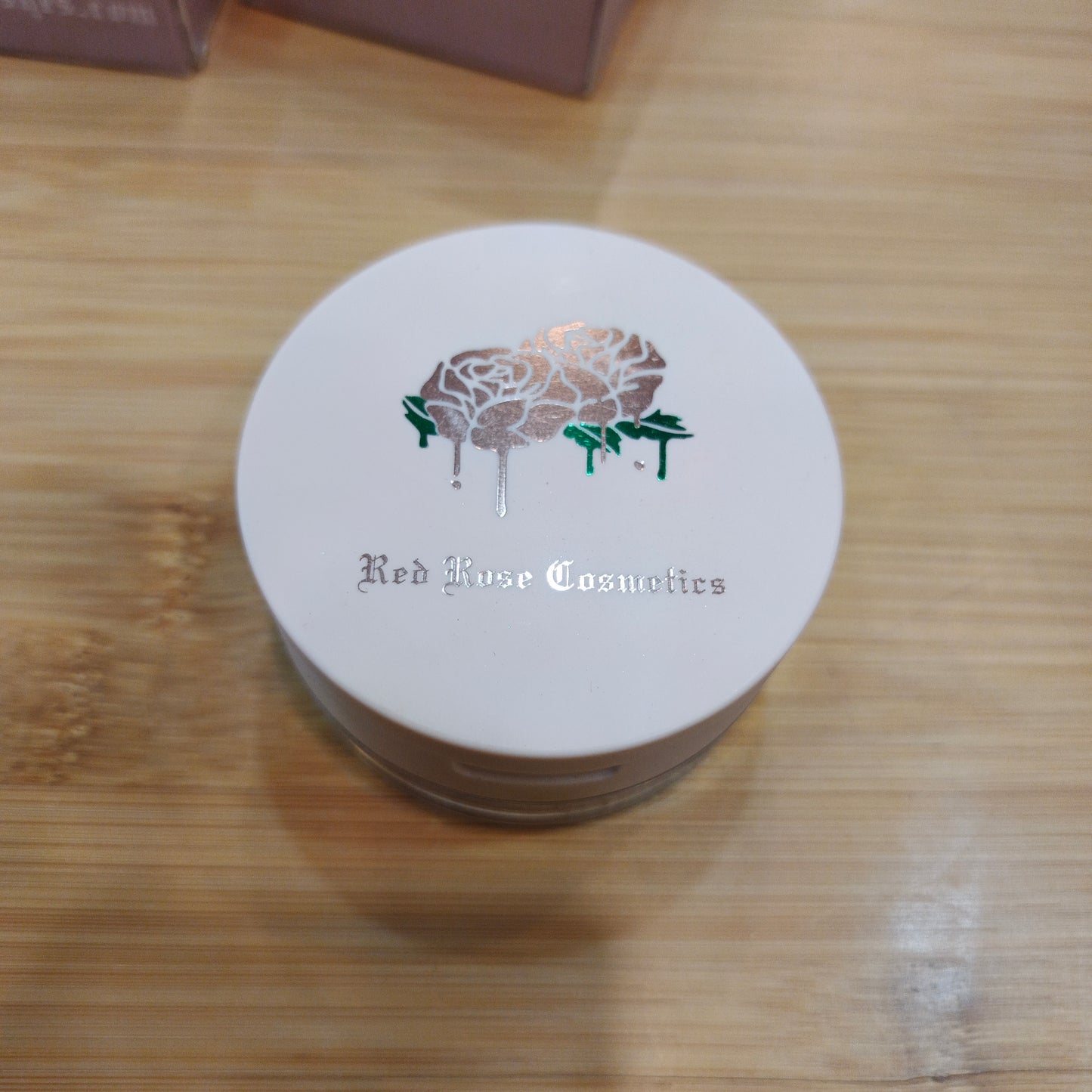 Red rose lose highlighter powder