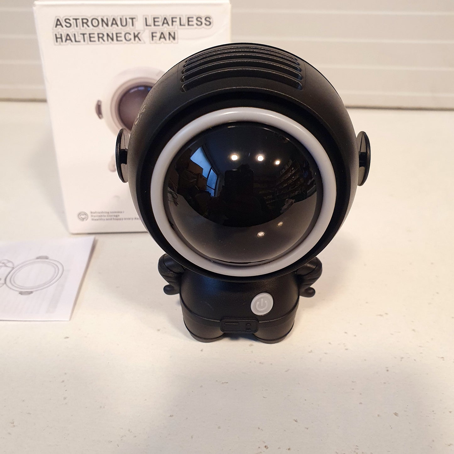Astronaut Leafless Rechargeable Fan