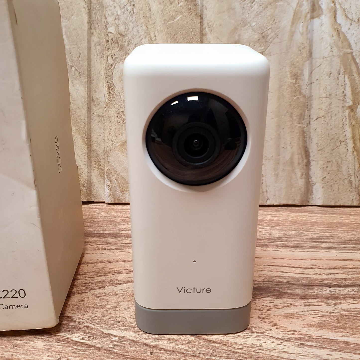 Victure Full HD Wireless Indoor Security Camera 360° Rotation.