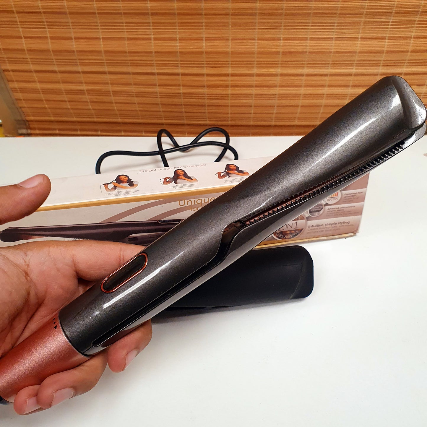2 IN 1 Digital Straightner + Curler Unique Twisted Plates