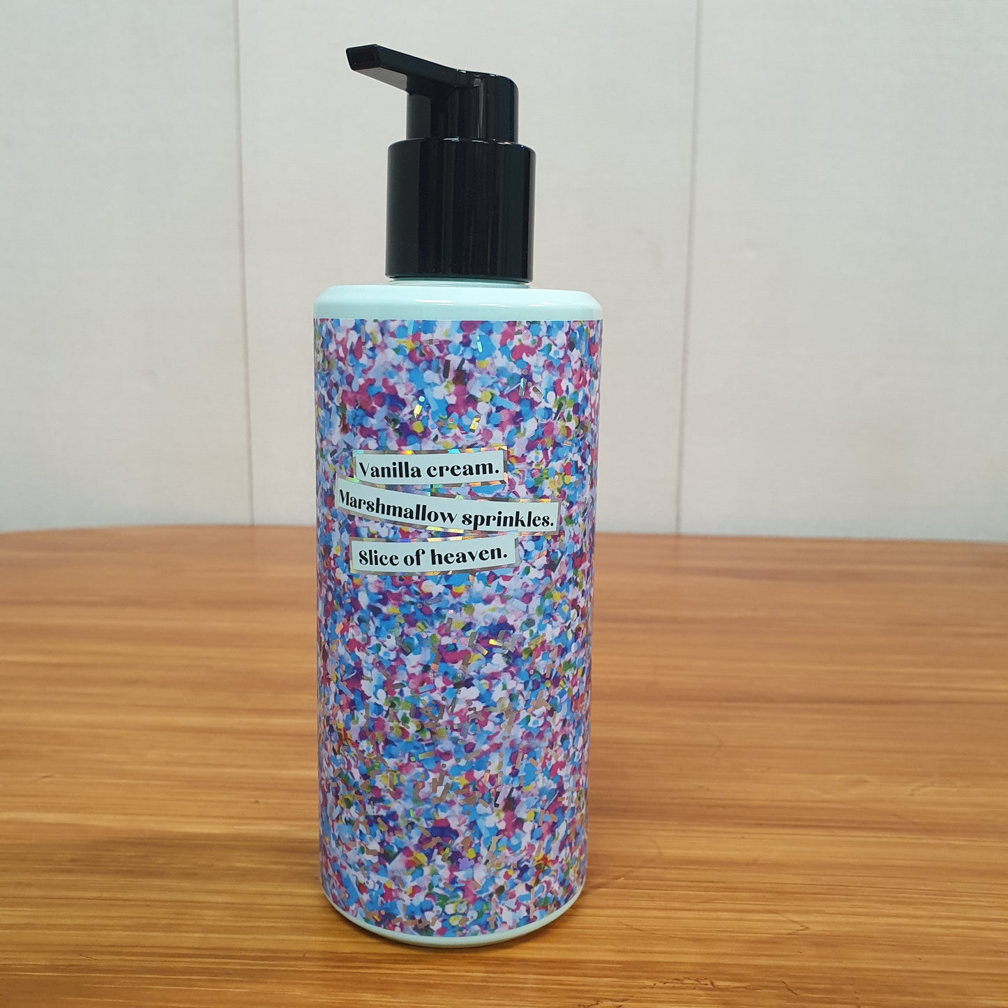 Victoria's Secret Fine Fragrance Body Lotion 8.4 Oz / 250 Ml New