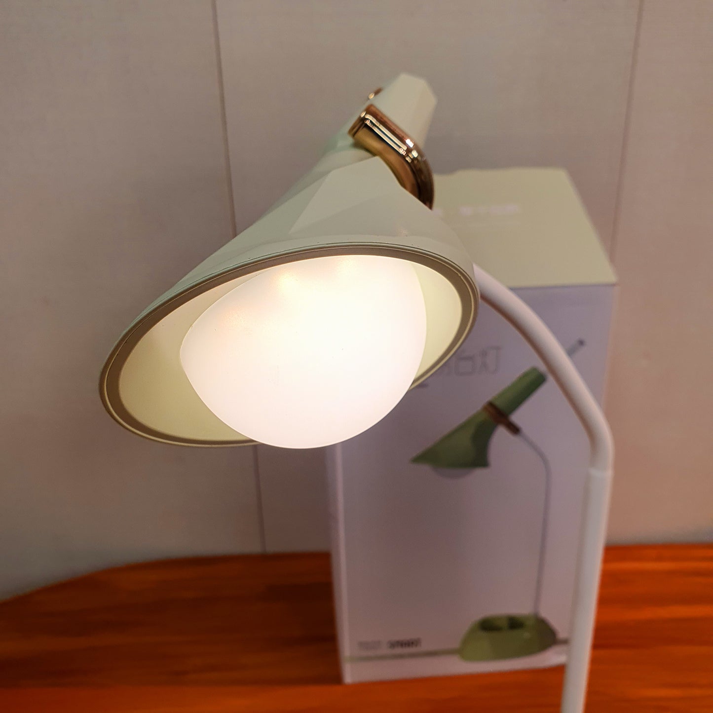 Rechargeable Lamp Detachable