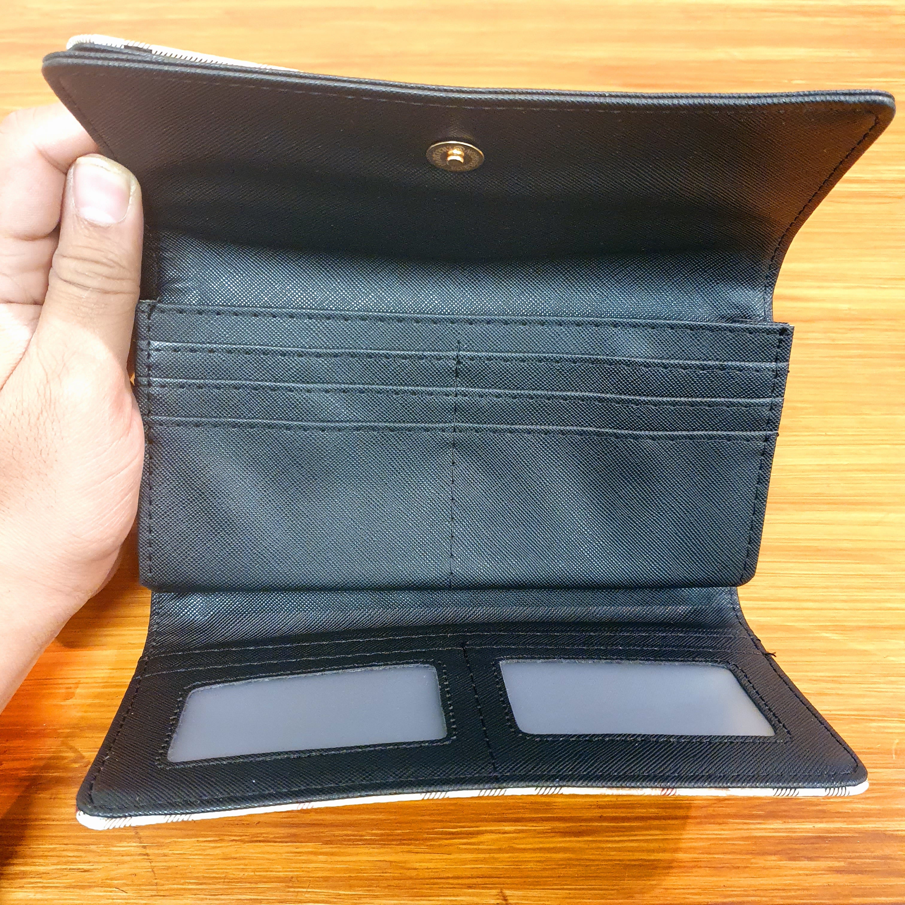 Burberry on sale wallet clutch