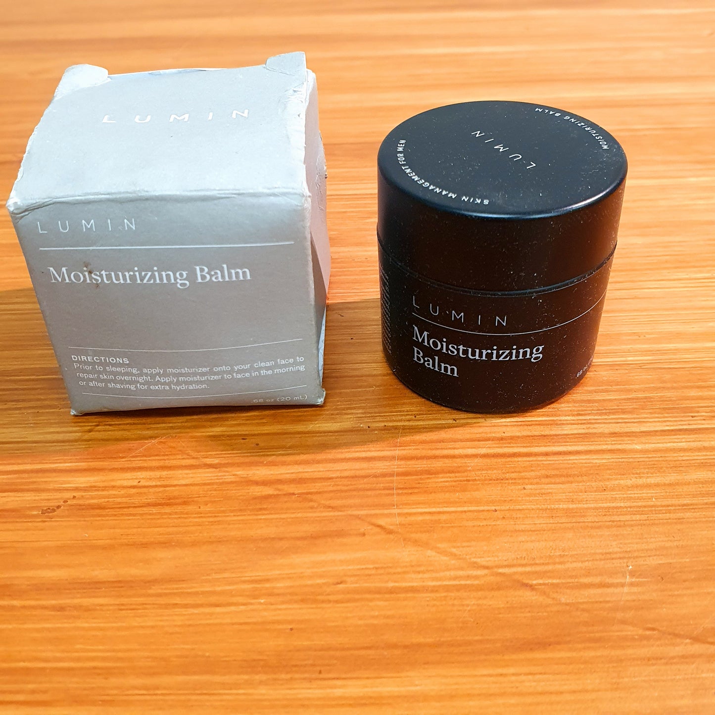 Lumin Moisturizing Balm