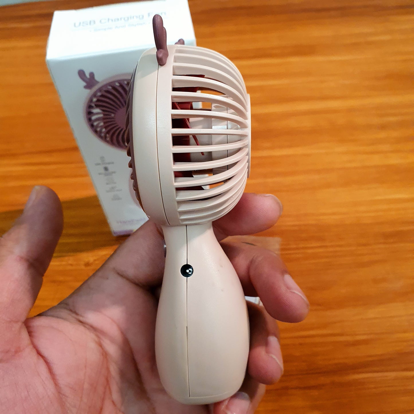 Rechargeable fan for kids