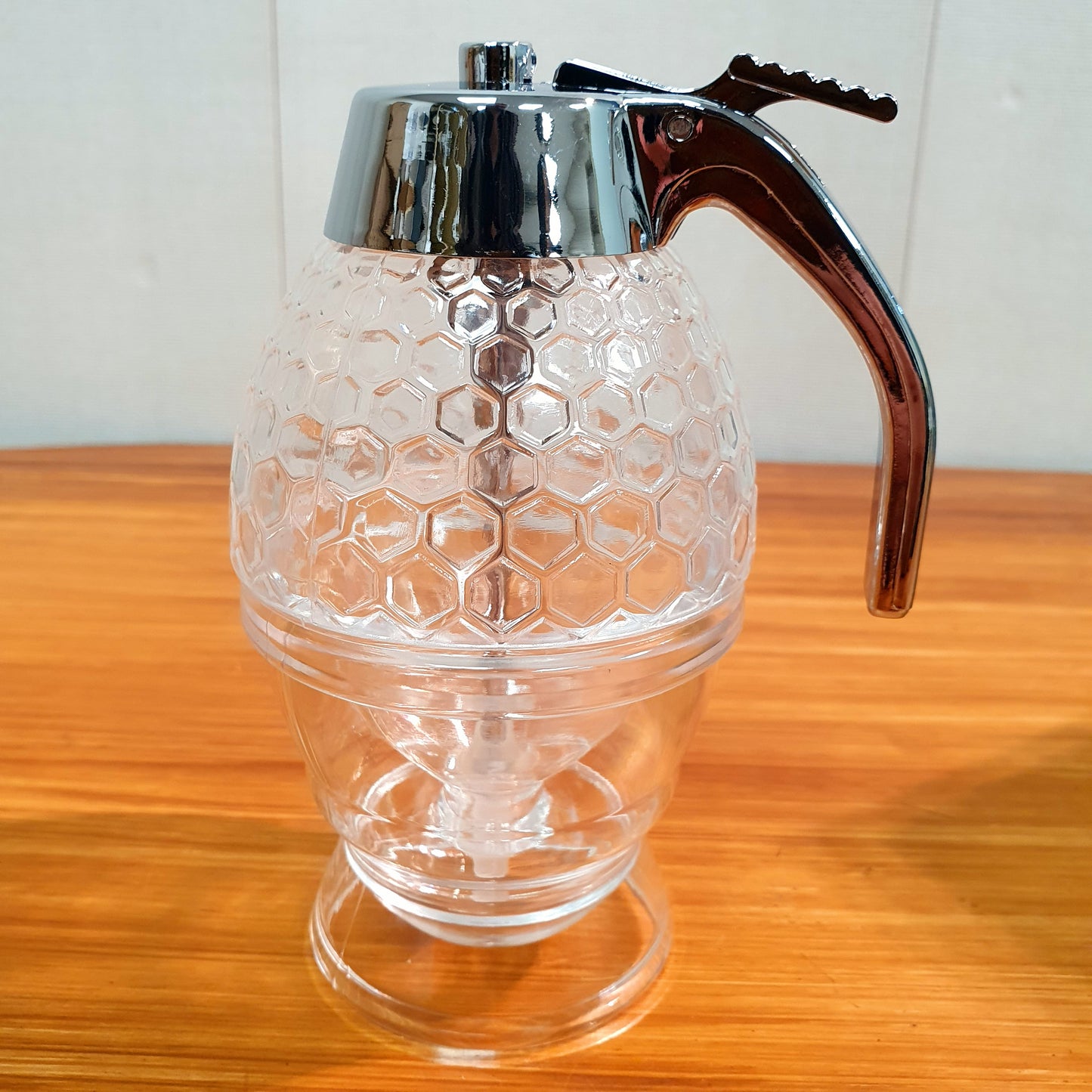 Honey dispenser acrylic