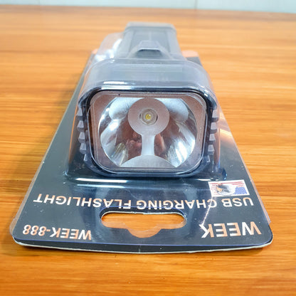 Solar Chargeable Flashlight 3 in 1