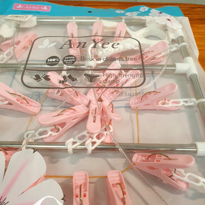 Cloth hanging pegs with hanger