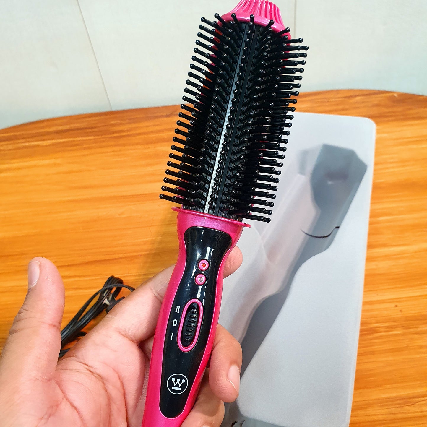 Westinghouse Volumizing Hair Brush Heated