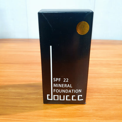 Doucce Foundation anti oxidant green tea extract