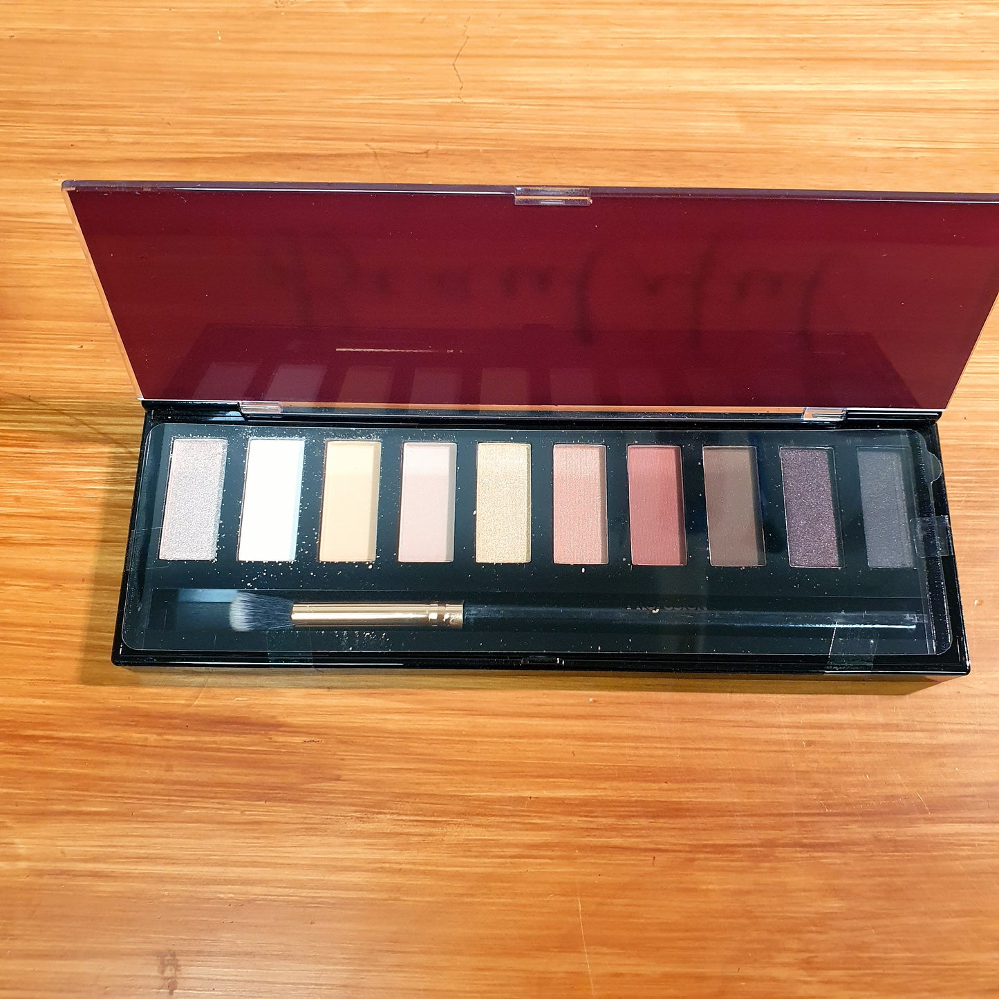 10 color eye shadow pallet