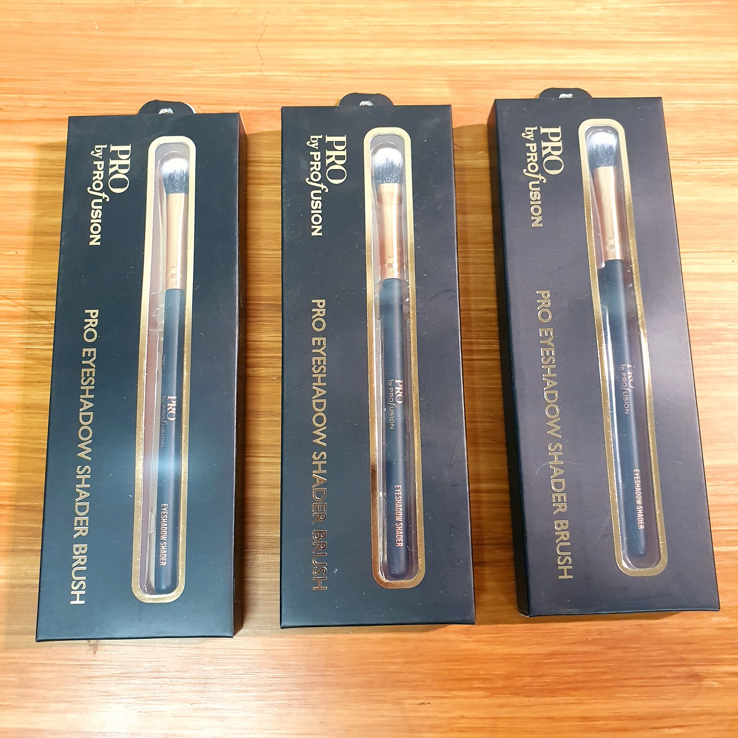 Profusion eyeshadow blending brush