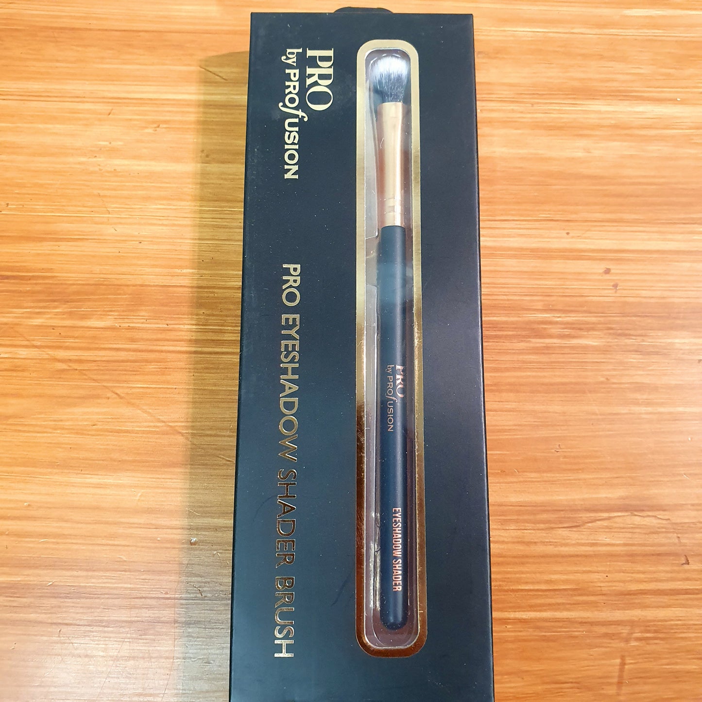 Profusion eyeshadow blending brush