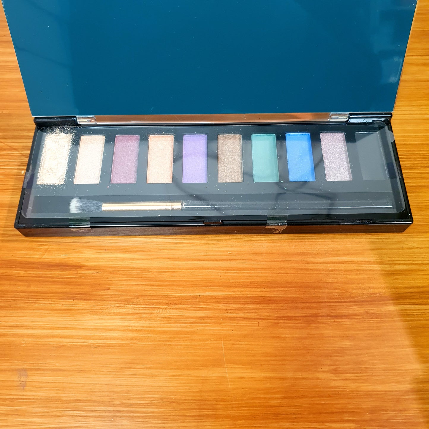 10 color eye shadow pallet