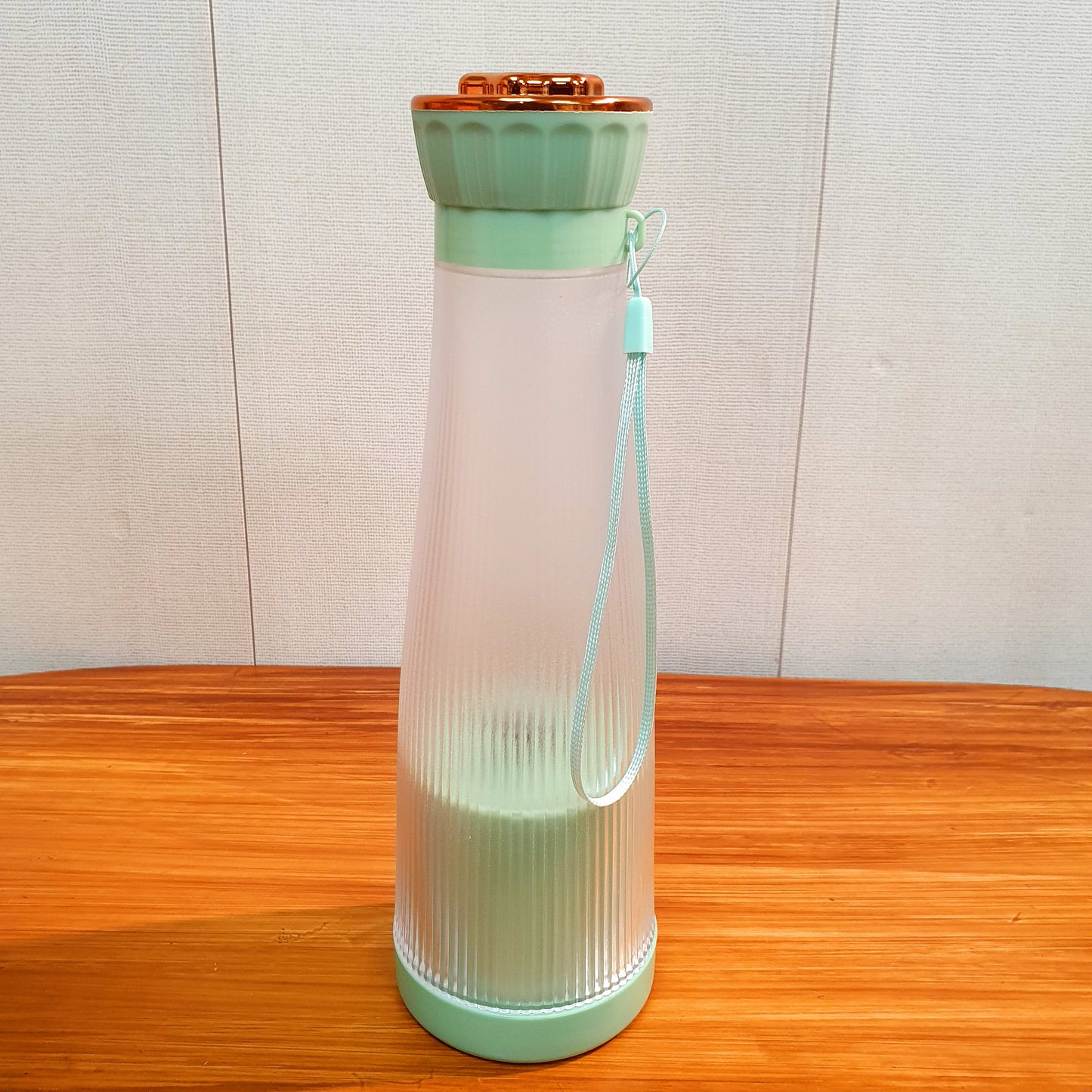 Chargeable blender