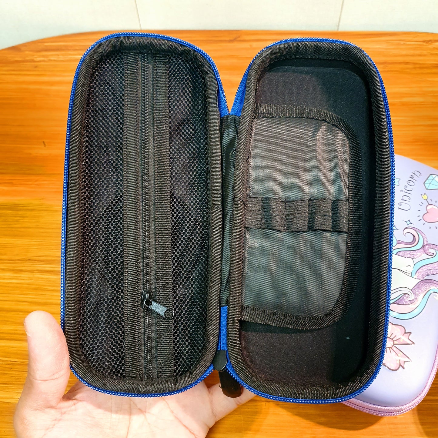 Geometry pouch for boys and girls