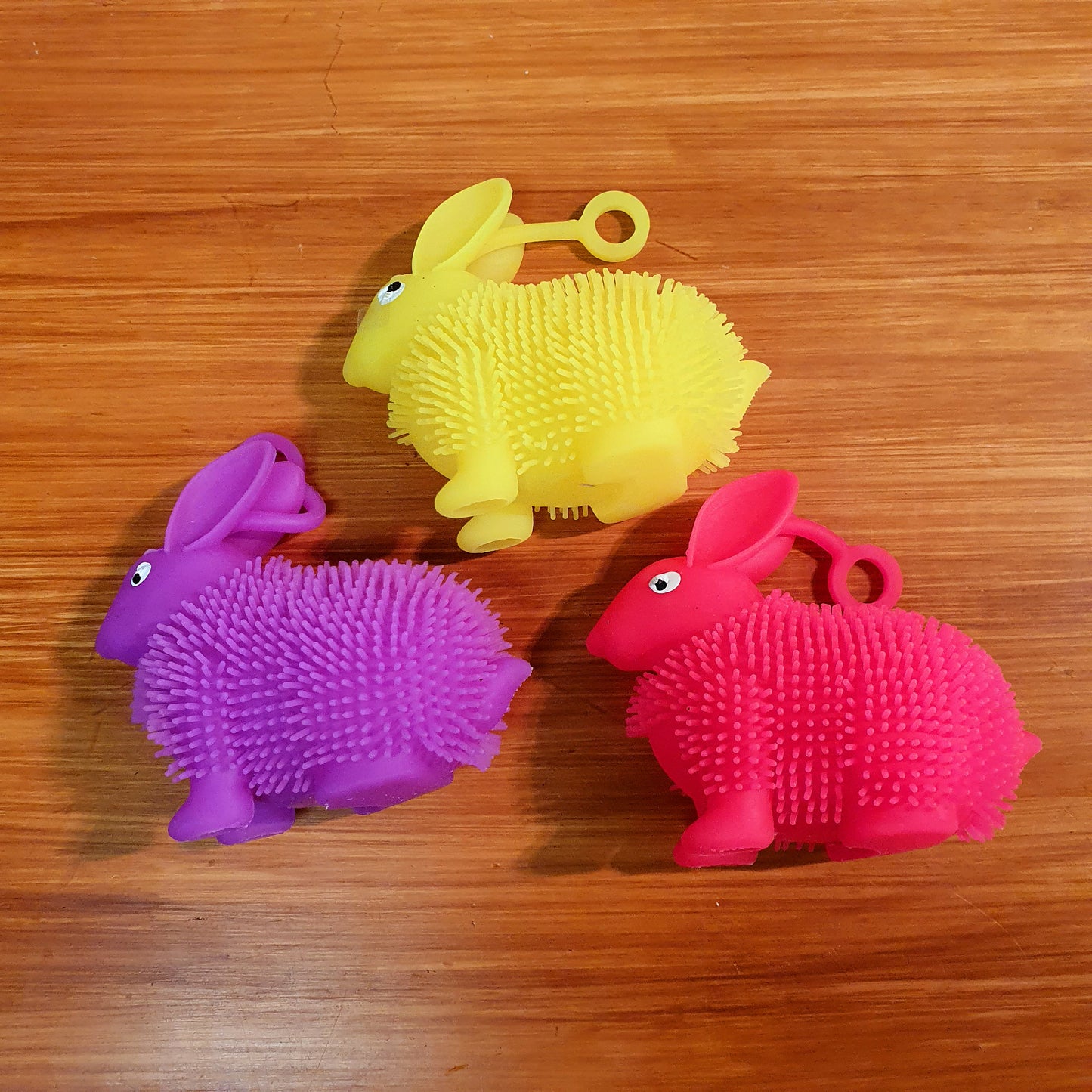 Puffer rabbit stretchable toy with lights