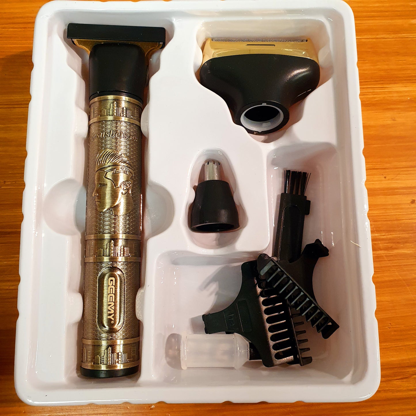 Geemy 3 in 1 trimmer shaver