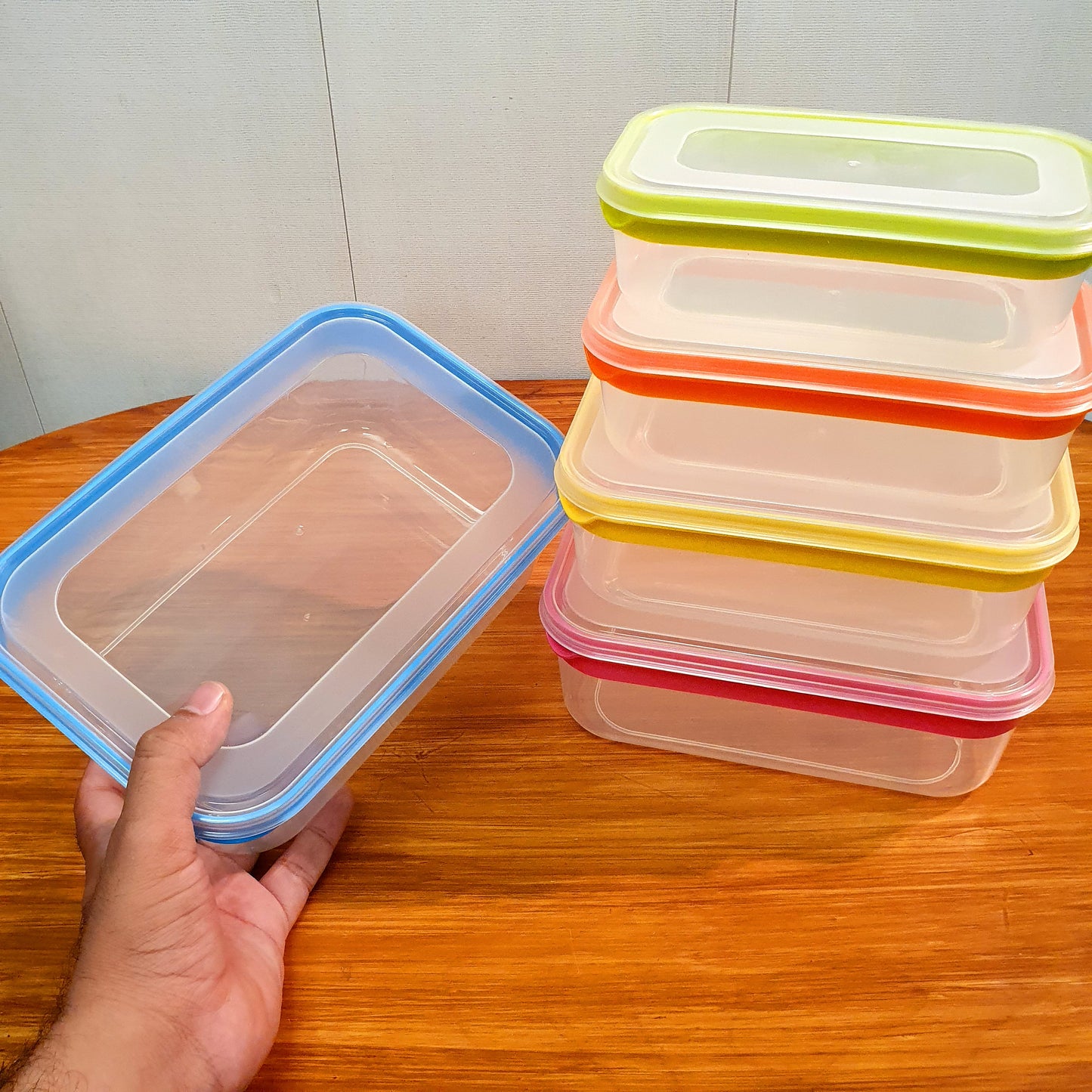 5 pcs plastic containers
