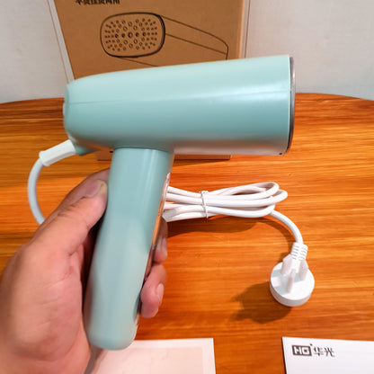 Handheld steamer iron