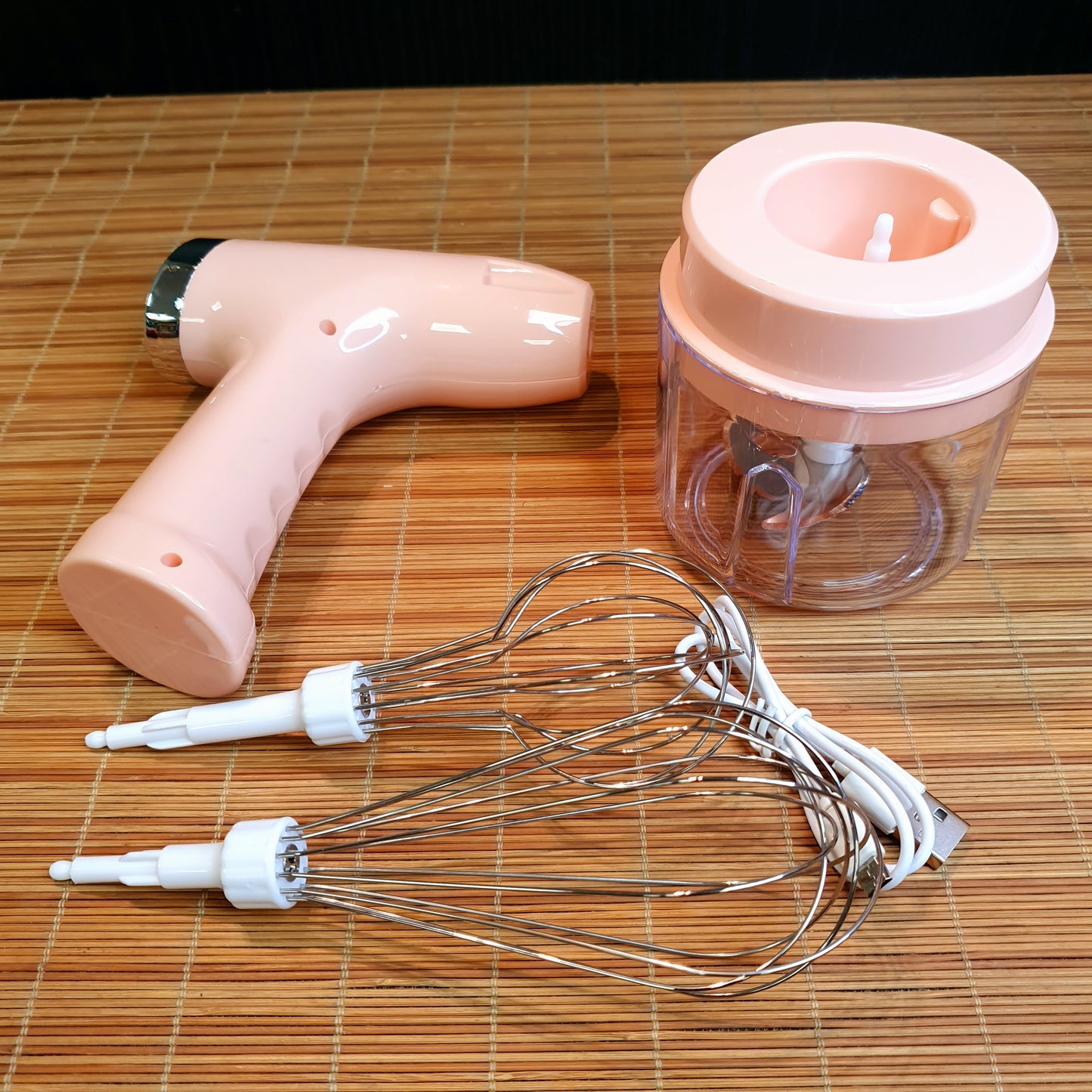 Rechargeable blending mixing Machine