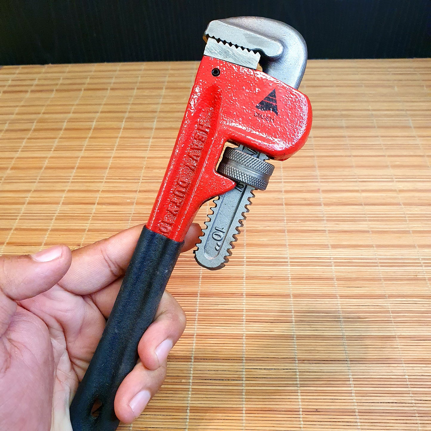 Smart Home Use Pipe Wrench
