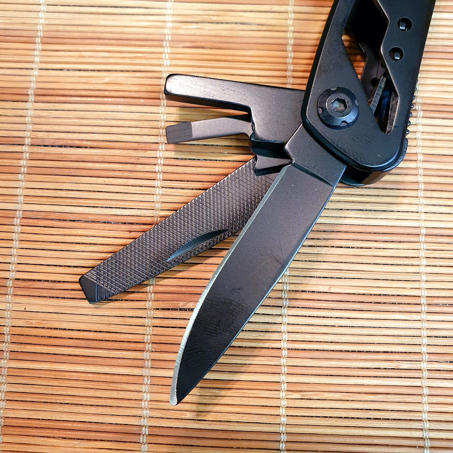 Gerber Multi Tool (11 in 1)