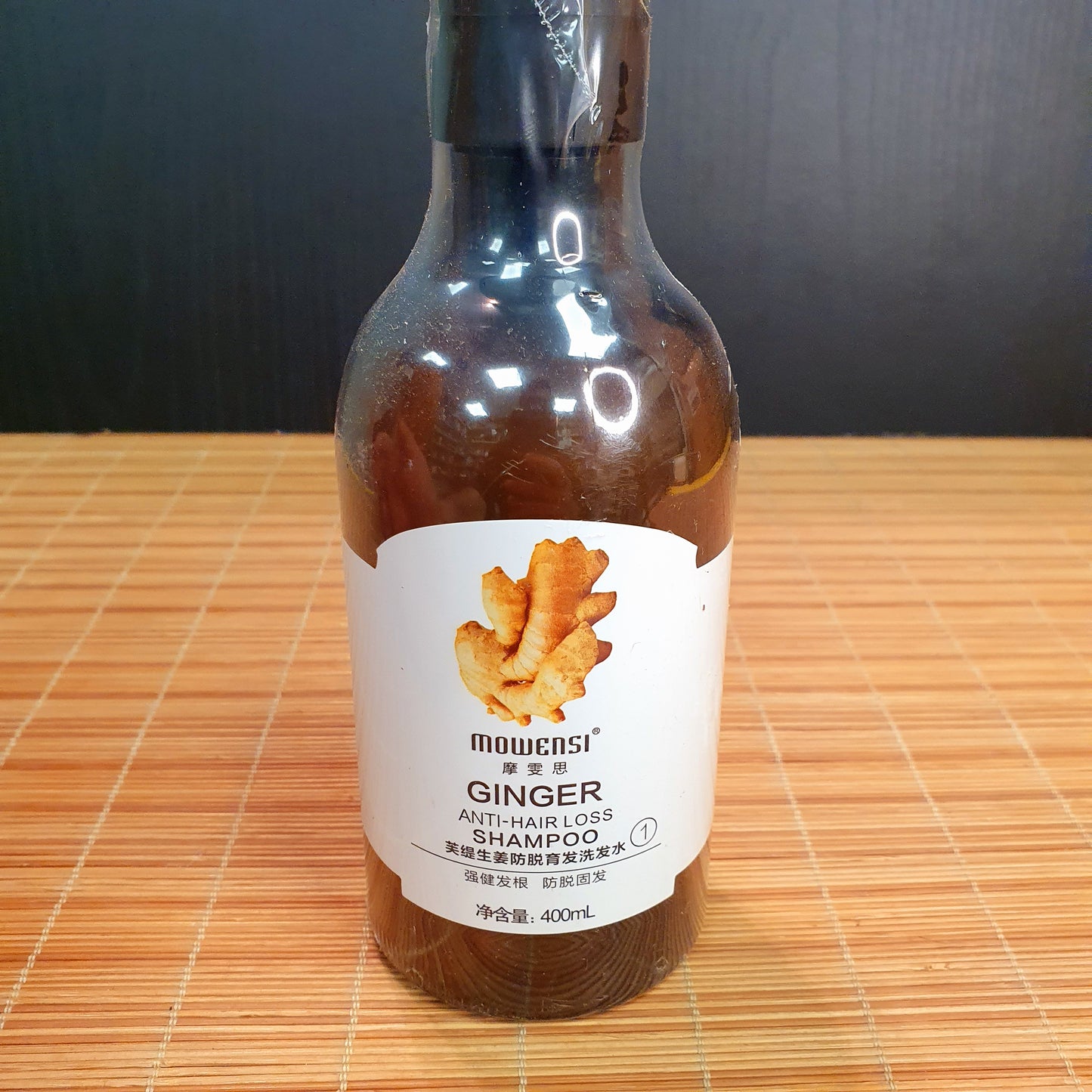 Mowensi Ginger Anti Dandruff Shampoo