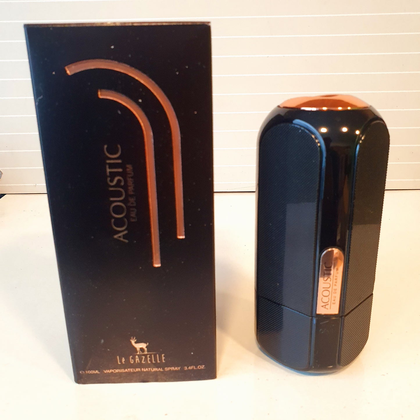 Acoustic Perfume 4987