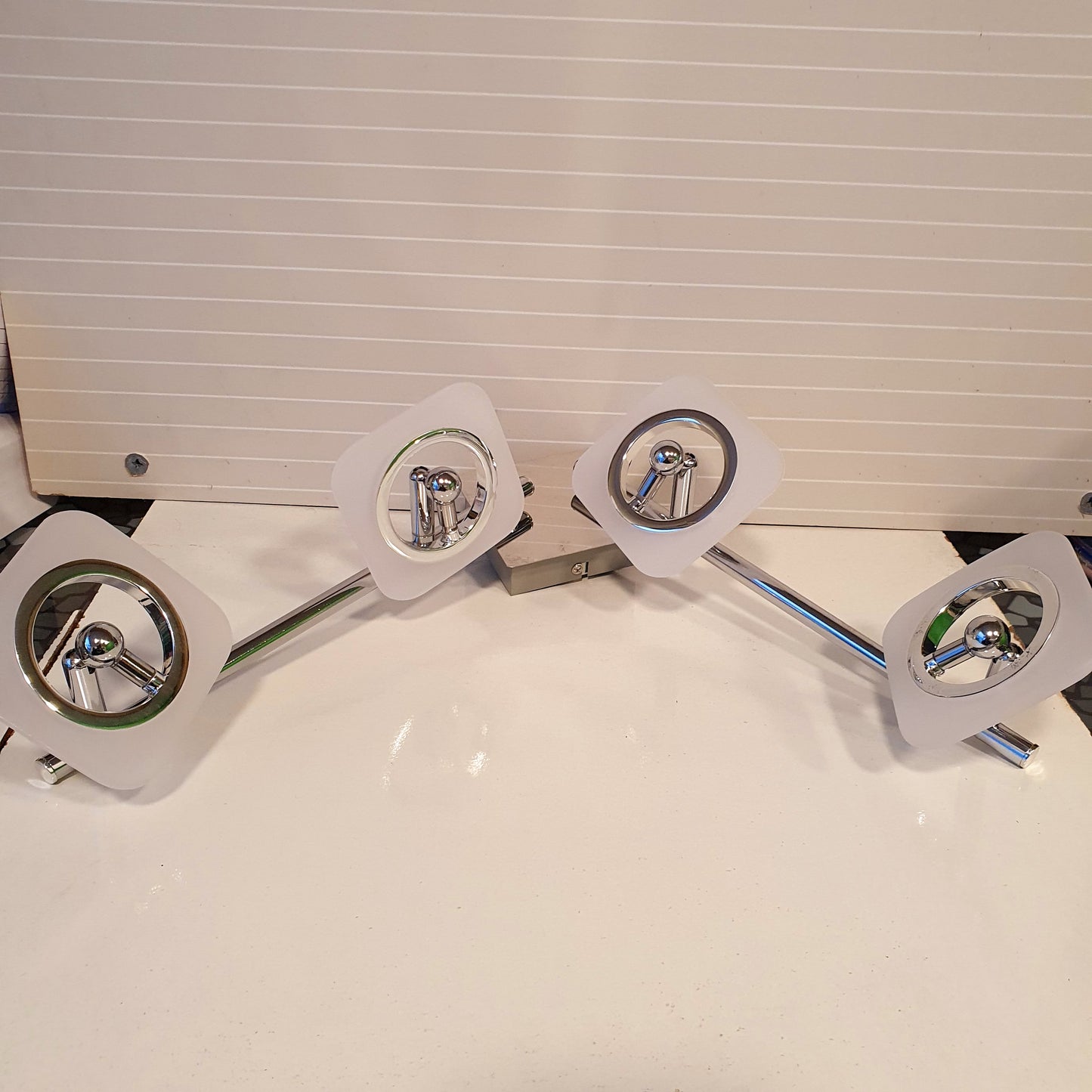 Led Light 8690