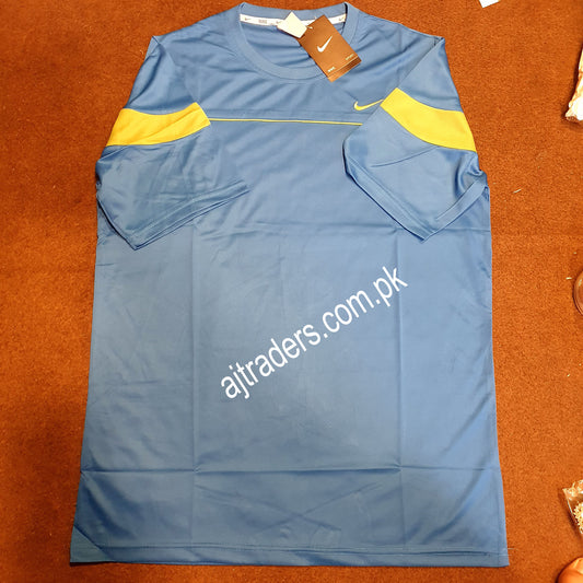 Nike T Shirt