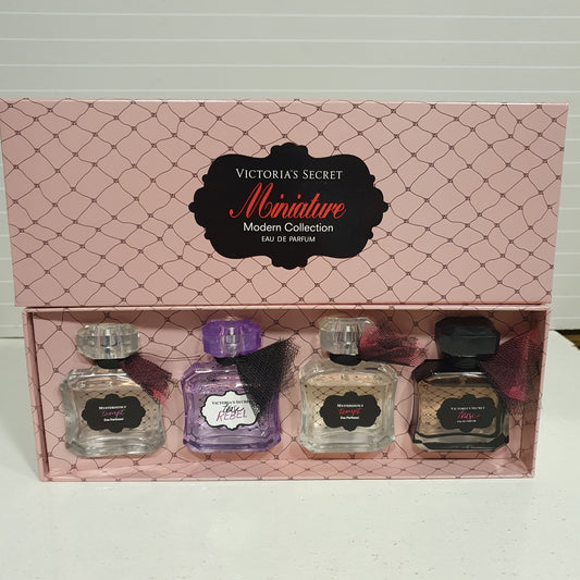 Victoria Secret Miniature Perfume set 230850