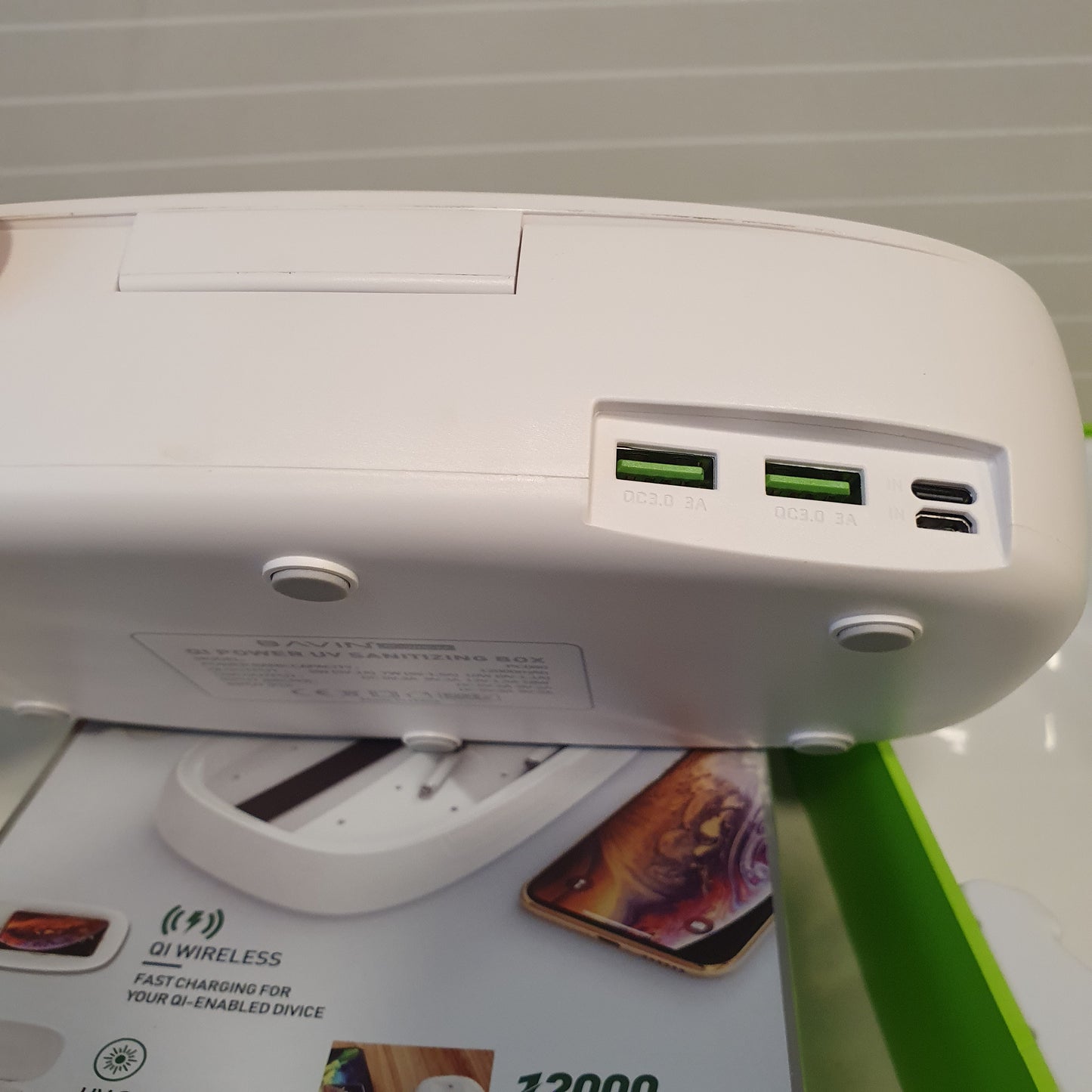 Wireless charger with powerbank and Sanitizing Box All in 1 UV 61550
