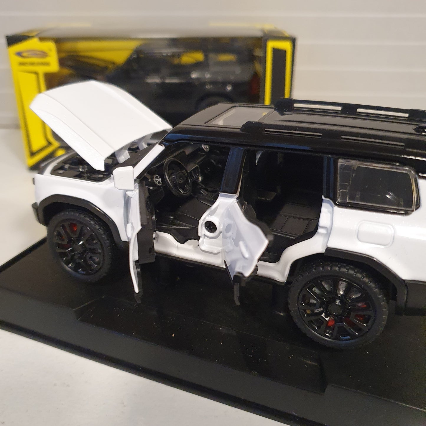 LJX Model Metal Car 23450