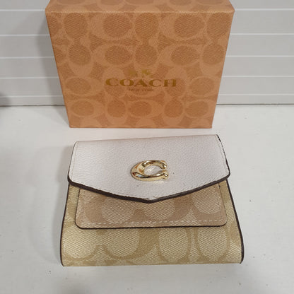 Coach Ladies Wallet 22050