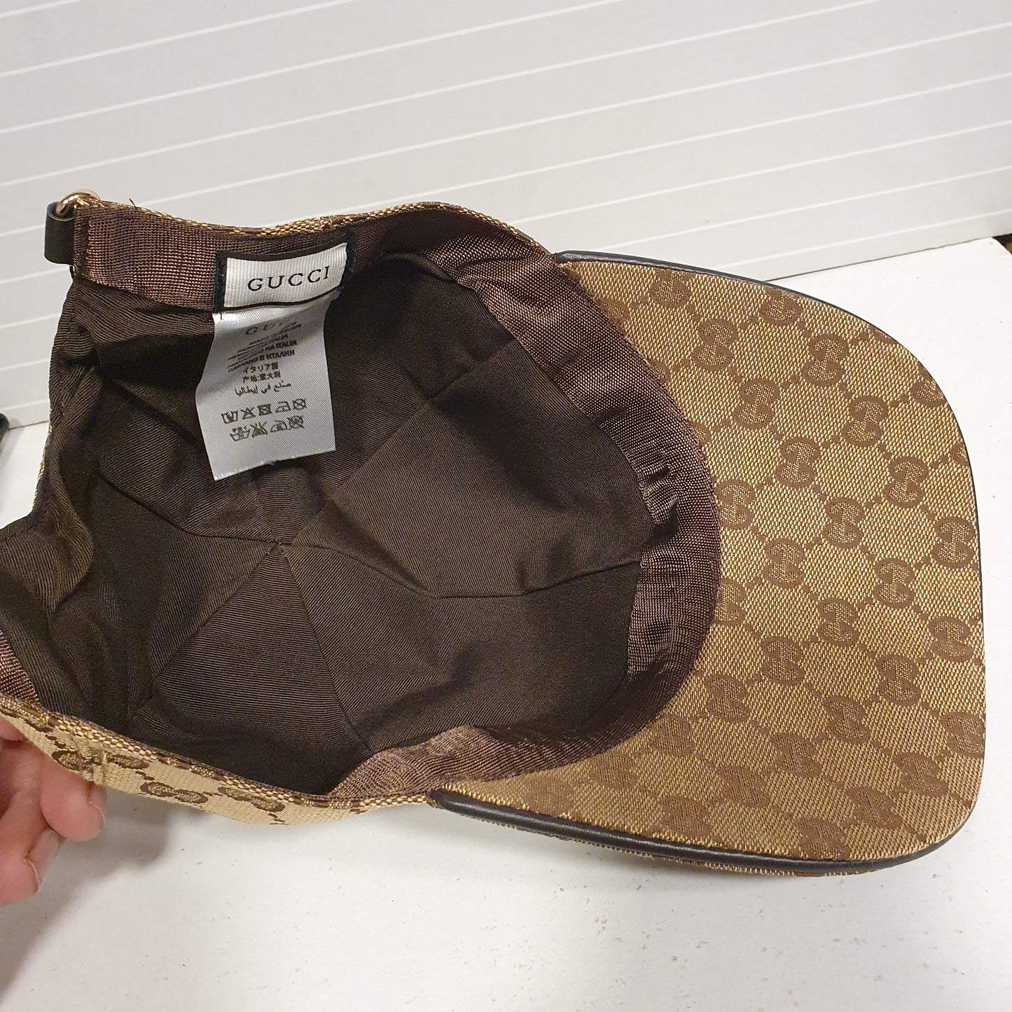 Gucci Cap For Men's 22600