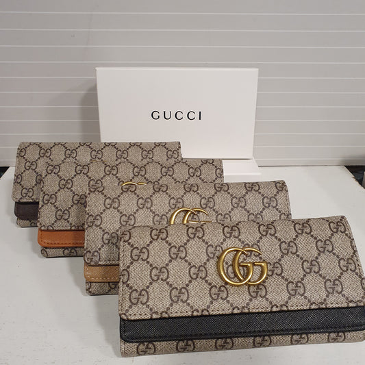 Gucci Ladies Hand Wallet 122700