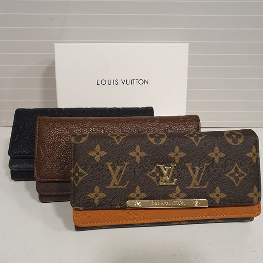 LV Ladies Hand Wallet 72700