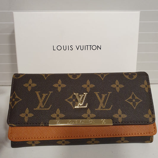 LV Ladies Hand Wallet 72700