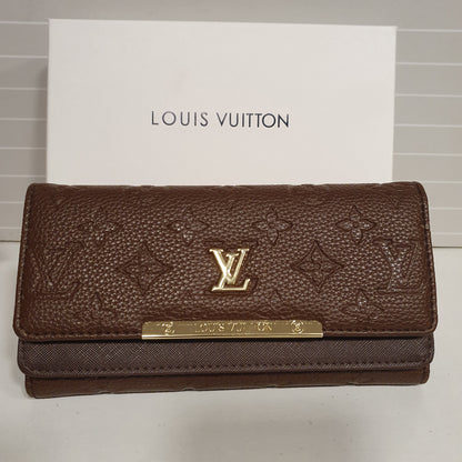 LV Ladies Hand Wallet 72700