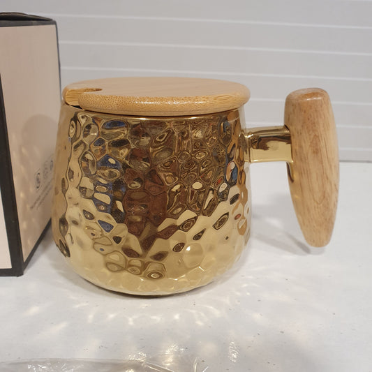 Hammered Cup with Spoon 61035