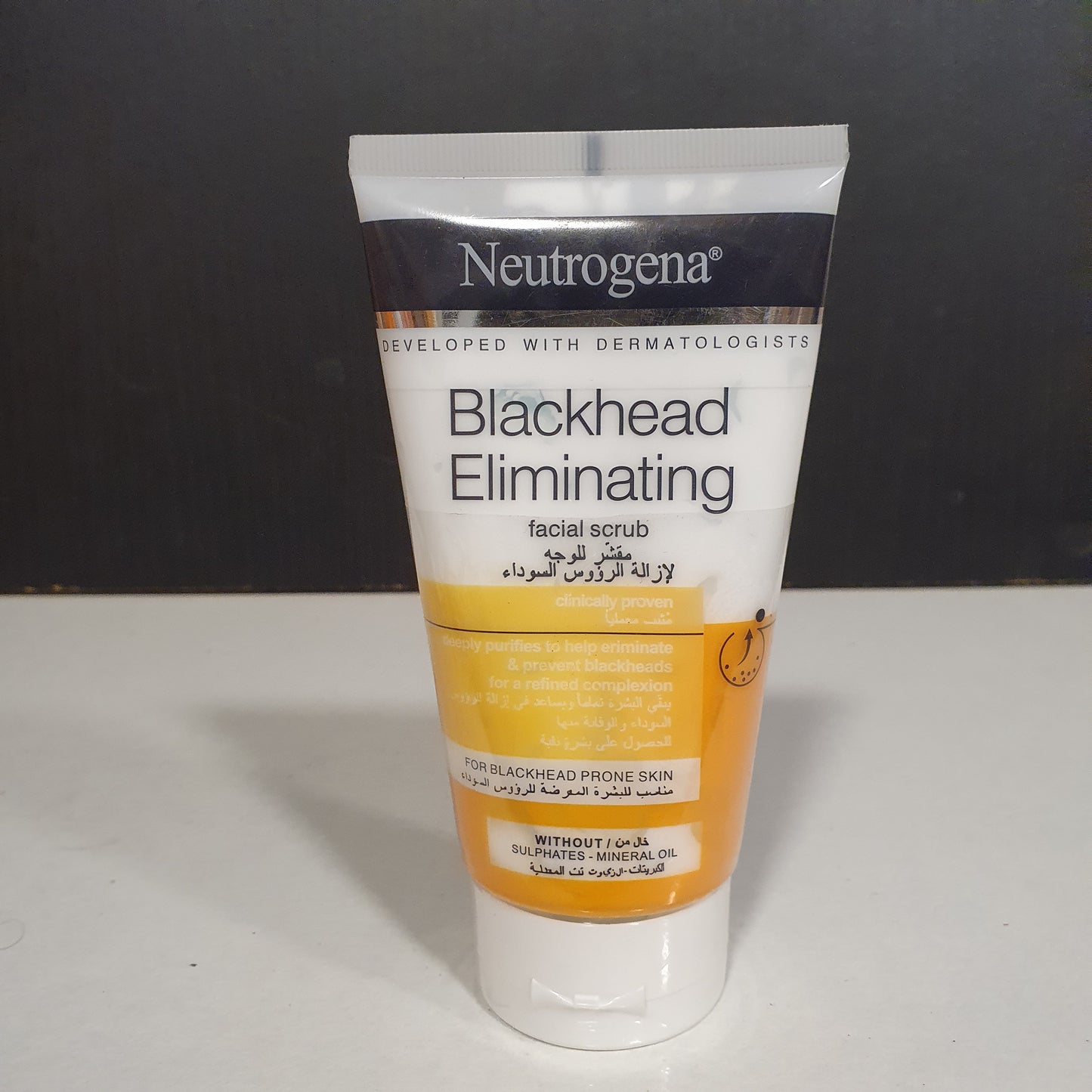 Neutrogena Scrub, 21900